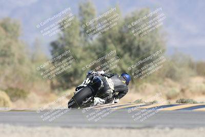 media/Oct-04-2025-CVMA (Sat) [[408bcdd6e4]]/Race 13-Amateur Supersport Open/